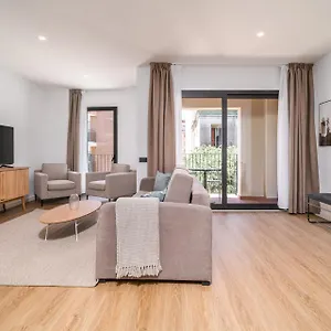 https://limehome-barcelona-placa-pirineus.top-hotels-tarragona.com