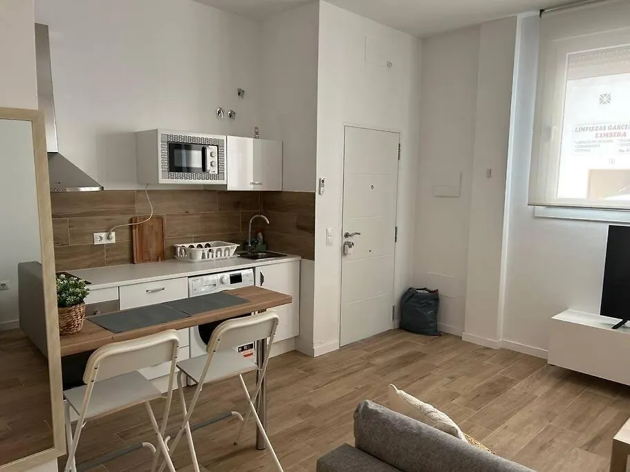 Apartamento Estudio Carretera Cadiz Málaga
